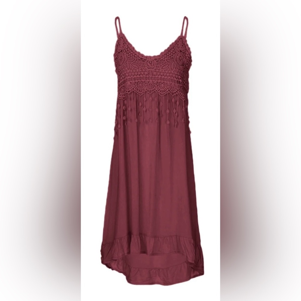 🦋Elegant Burgundy midi Dress ~ crochet design in front, ruffled on the bottom. - Picture 3 of 9